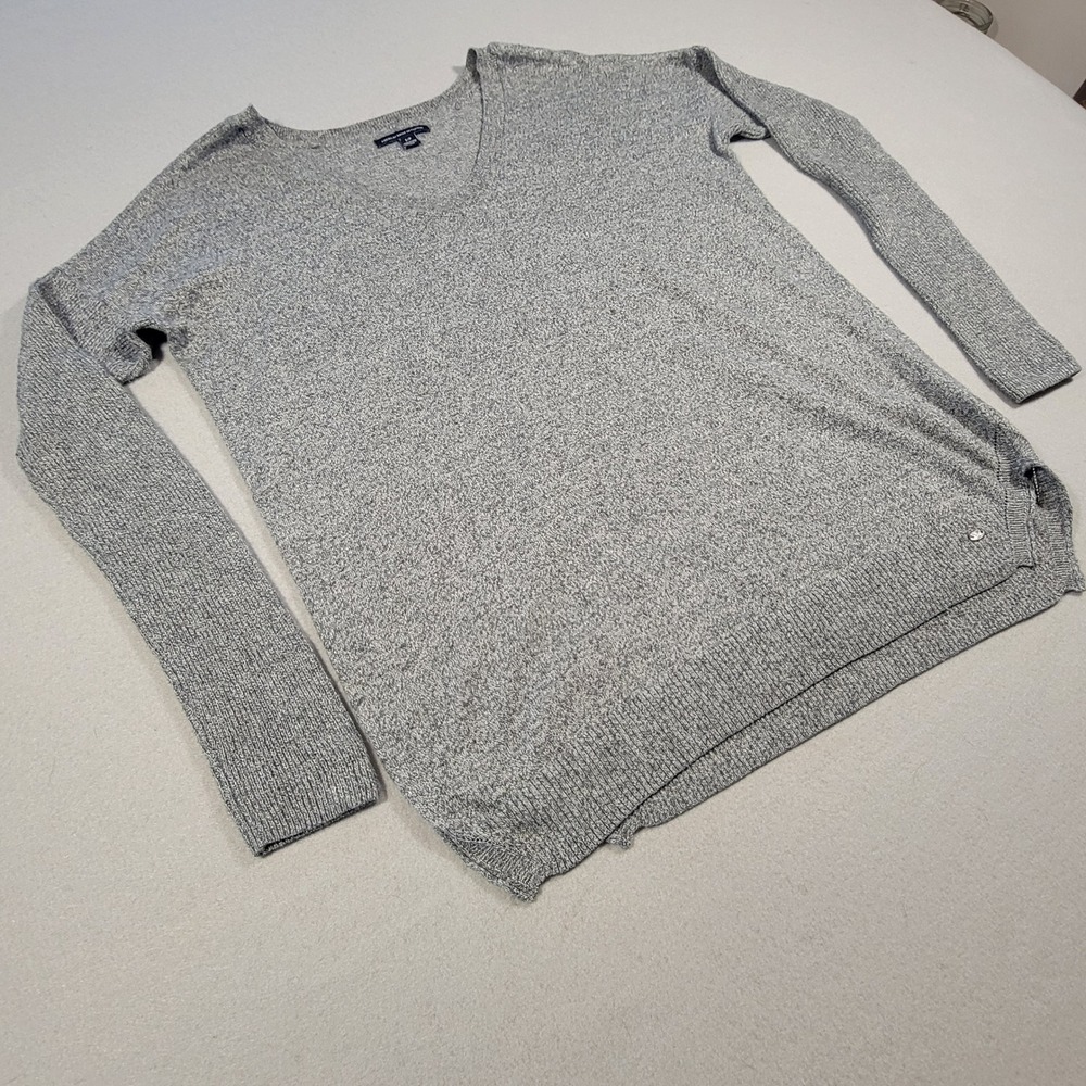 American‎ Eagle Outfitters Sweater Women's Gray V Neck Lightweight Size Small - Picture 2 of 10